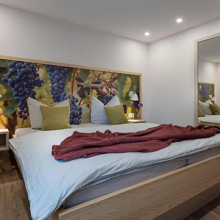 Obst- Und Gomeringer Appartement