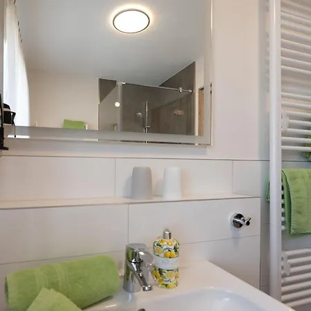 Appartement Obst- Und Gomeringer Immenstaad am Bodensee