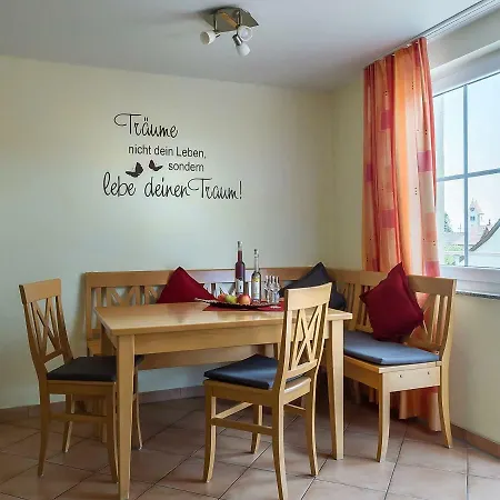 Apartman Obst- Und Gomeringer