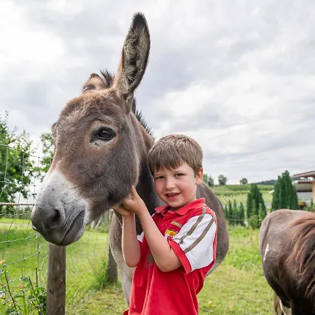 Apartment Obst- Und Gomeringer